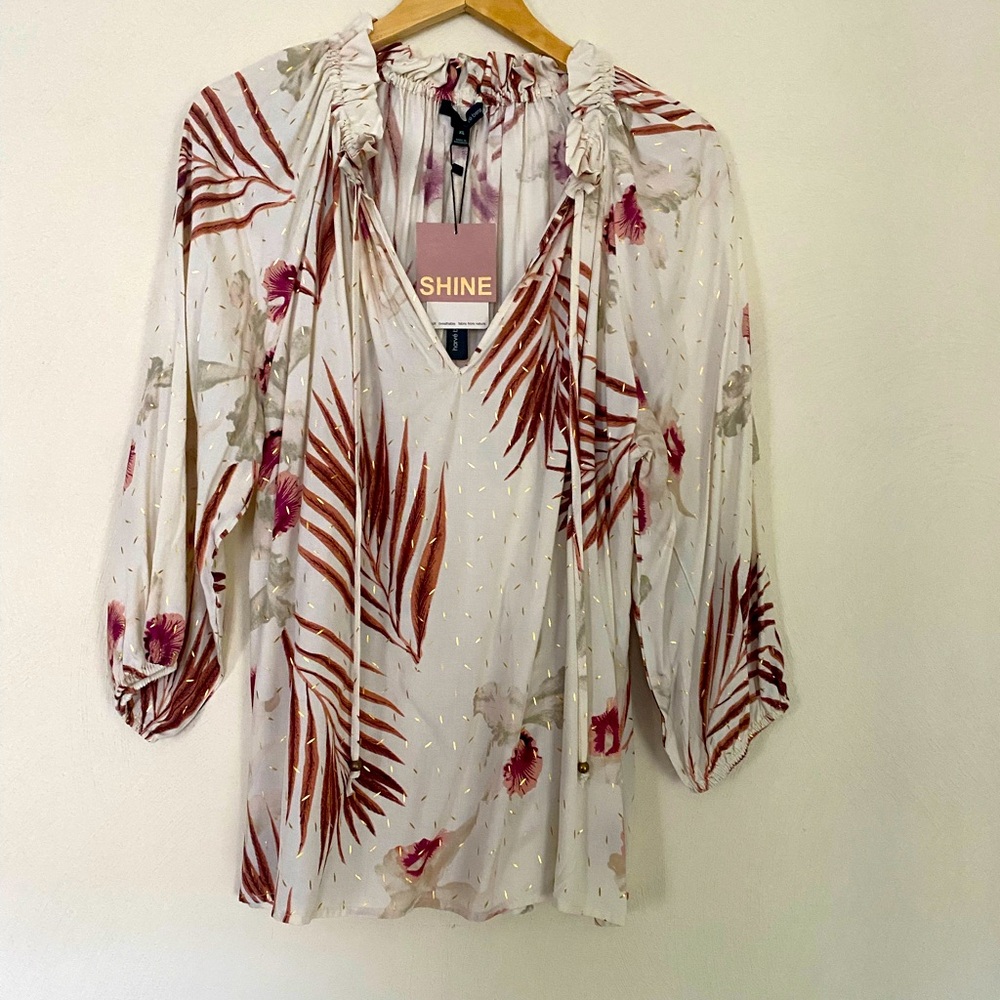 NEW! Harve Benard White and Red Floral Boho Blouse XL